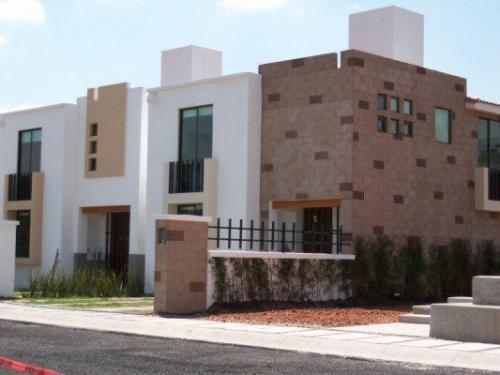 NOS ENCONTRAMOS A 10 MINUTOS DEL CENTRO BOSQUES DE ICA RESIDENCIAL