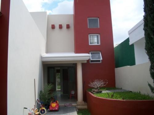 CASA EN VENTA UBICADA EN SAN PEDRO UXMAL