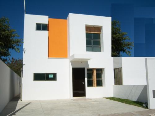 HERMOSA CASA EN VENTA CERCA DE PLAZA LAS AMERICAS