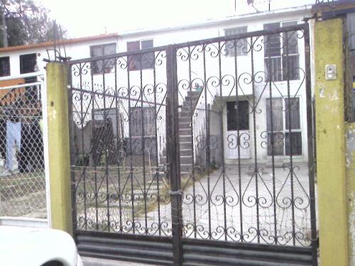 CASA DUPLEX EN PLANTA BAJA