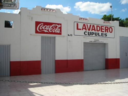 VENTA DE LOCAL COMERCIAL EN AVENIDA CUPULES GARCIA GINERES