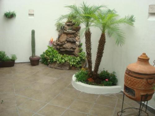 Hermosa casa por Guadalupe 