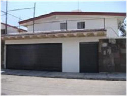 REMATO CASA RESIDENCIAL EN EL MIRADOR. EXCELENTE PRECIO