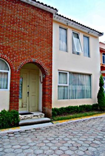 En exclusiva Privada en zona San Buenaventura - Cacalomacán