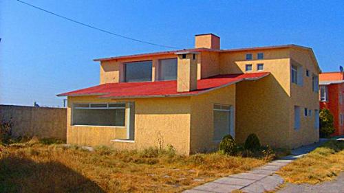 Casa en Renta a unos pasos de Tollocan y Blvd Aeropuerto