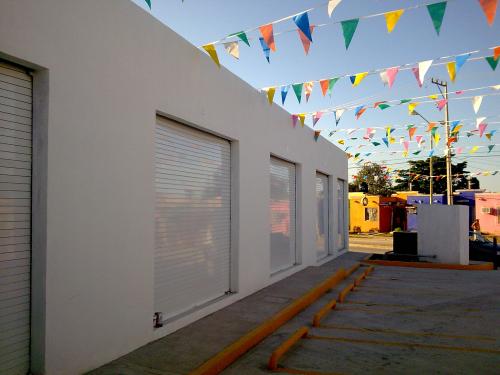 RENTO LOCALES COMERCIALES EN DISTINTOS PUNTOS DE LA CIUDAD 