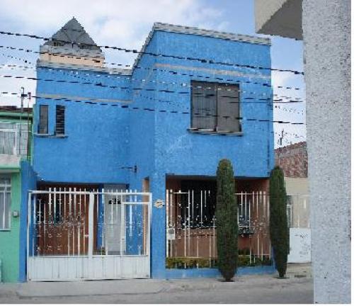 QUERETARO, CASA CENTRICA A TRATAR 1,150,000.