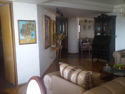 VENDO LUJOSISIMO DEPARTAMENTO EN FUENTES DEL PEDREGAL