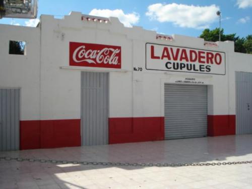 VENTA DE LOCAL COMERCIAL EN AVENIDA CUPULES GARCIA GINERES