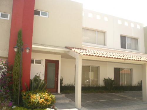 CSA EN RESIDENCIAL MONTE ALBAN TOLUCA