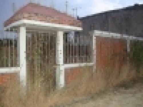 TERRENO EN EL CAMPESTRE EN EL JARDINES  DE VAL DE CRISTO ATLIXCO PUEBLA  BARDEADO 