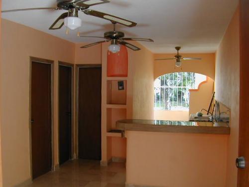 COLONIA VALLARTA 750 FRENTE A LAS MORAS