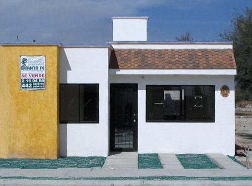 CASA MODELO ACAPULCO, MUY AMPLIA Y ECONOMICA