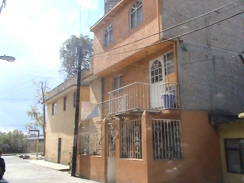 Casa grande y bonita