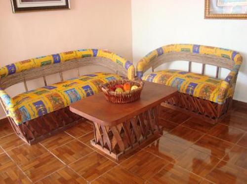 Estudio amueblado y equipado, aire acondicionado