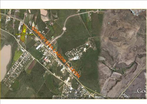 EXELENTE TERRENO A PIE DE CARRETERA LEON LAGOS 