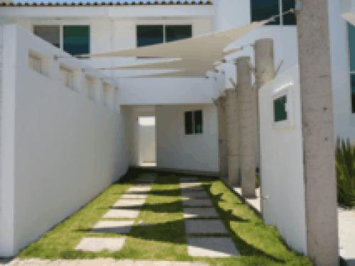 Casa nueva Fracc. Piamonte Irapuato