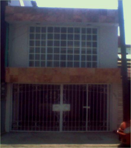 BONITA CASA BOSQUES DE ARAGON