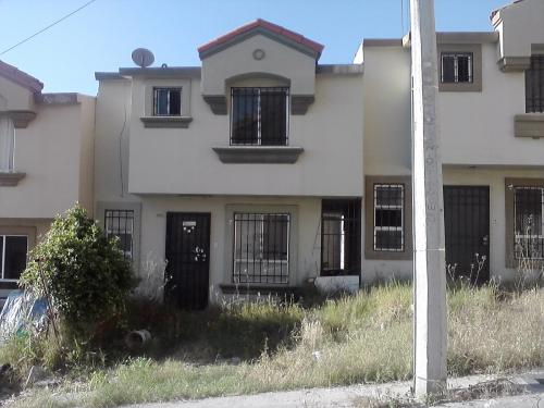 RESIDENCIAL DEL BOSQUE 3 RECAMARAS OPORTUNIDAD APROVECHA INFONAVIT 