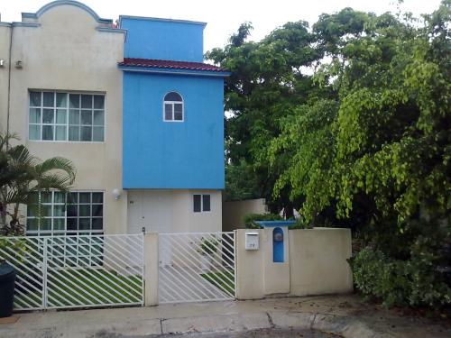 Cancun bonita casa céntrica