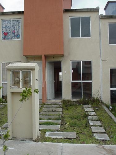 Casa recuperada en Hacienda santa clara