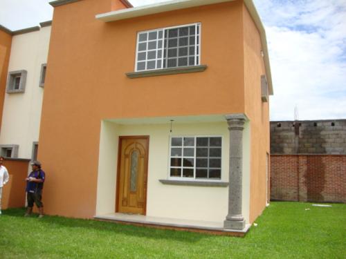 casa con alberca junto brisas en $1,500,000.00