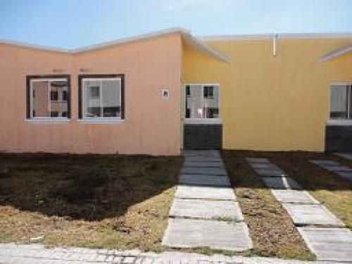 DEJA DE PAGAR RENTA Y ADQUIERE UNA CASA EN TIZAYUCA 