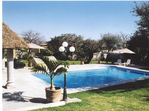 RENTO HERMOSA CASA QUINTA EL CIRUELO