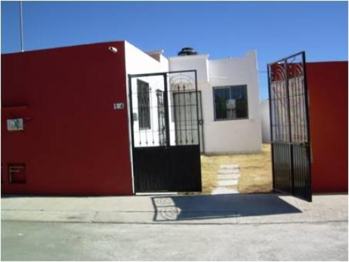 CASA EXCELENTE UBICACION