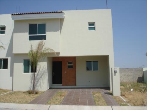 CASA EN VENTA HACIENDA CASA FUERTE 