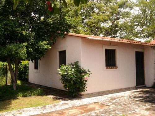 LLAMENOS... SUPER URGE!!! VENDO *BONITA CASA DE CAMPO* 520 M2 $480,000 MN. PLAYA LARGA TEQUESQUITENGO MORELOS