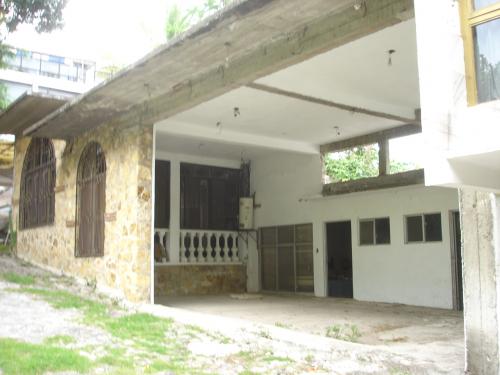 LLAME...SUPER URGE!!! VENDO CASA P/REMODELAR, MODIFICAR, ETC. 150 M2 $810,000 MN. PLAYA BRUJA TEQUESQUITENGO MORELOS VENGA YA!!!