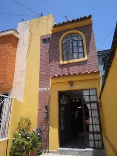 BONITA CASA EN MUY BUEN ESTADO