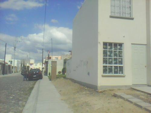 SAN JUAN DEL RIO, QRO. CASA $400,000.00 