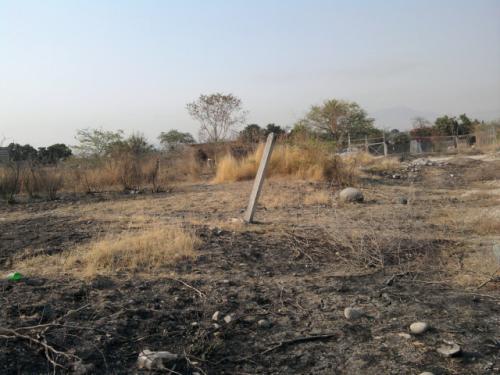 EXCELENTE OPORTUNIDAD AMIGOS :) REMATO TERRENO. M=200 M2. $120,000 MN. CONST. DEL 57 JOJUTLA. VENGA, LO ESPERAMOS :)