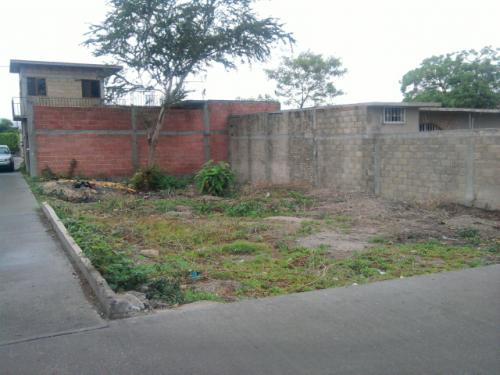 AMIGOS :) URGE!!! VENDO TERRENO M=200 M2. $120,000 MN. NEGOCIABLE ;) TLAQUILTENANGO. VENGA, LO ÉSPERO :) LLAME YA!!!