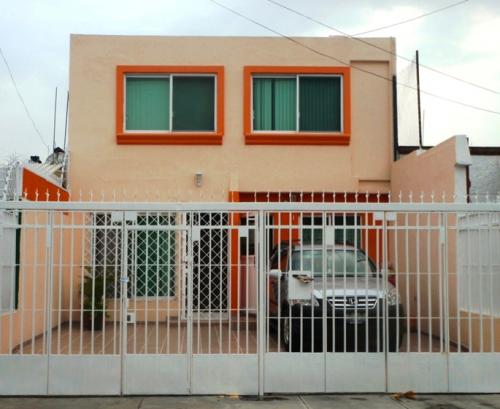 CASA EN VENTA / PRADOS VALLARTA / ZAPOPAN (Zona Metropolitana de Guadalajara, Jalisco)