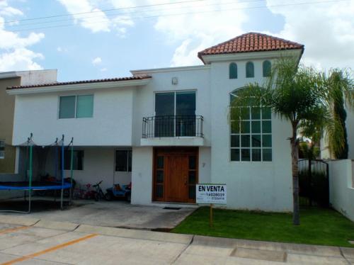 CASA EN VENTA / Jardín Real / Zapopan (Zona Metropolitana de Guadalajara, Jalisco) 	