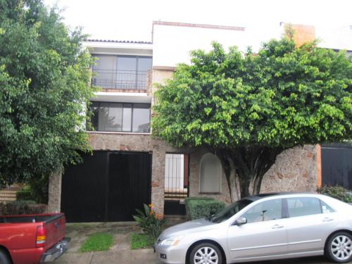 CASA EN VENTA / BUGAMBILIAS / ZAPOPAN  (Zona Metropolitana de Guadalajara, Jalisco)