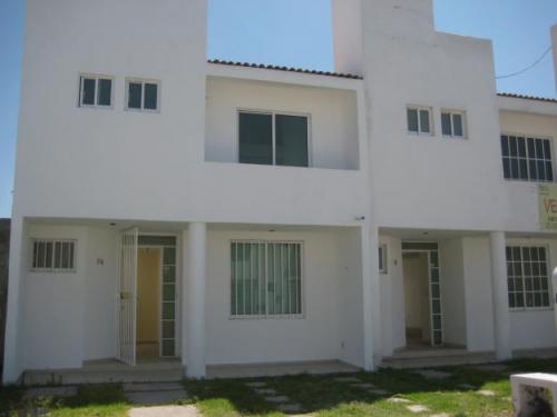 VENDO 6 CASAS NUEVAS A 3 MIN DE PLAZA SENDERO