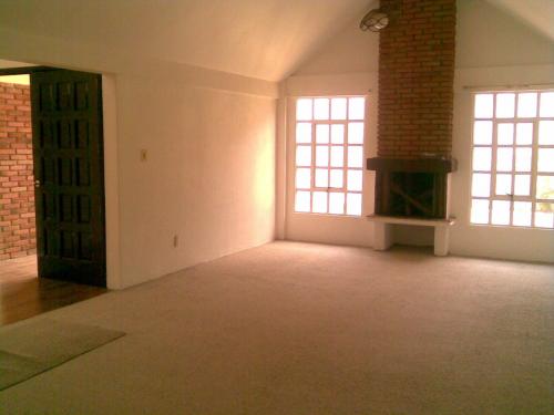 ¡PASEOS DEL BOSQUE!  VENDO LINDA CASA EN CASI UN PISO.