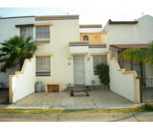 CASA EN RENTA / RESIDENCIAL PLAZA GUADALUPE / ZAPOPAN (Zona Metropolitana de Guadalajara, Jalisco)