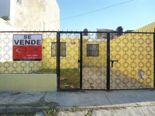 CASA EN VENTA PUERTA DEL SOL