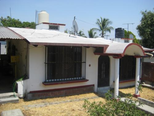 VENDO HERMOSA CASA EN LA UNIDAD MORELOS
