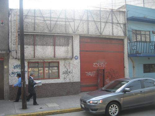 RENTO LOCAL SOBRE AV. CHURUBUSCO