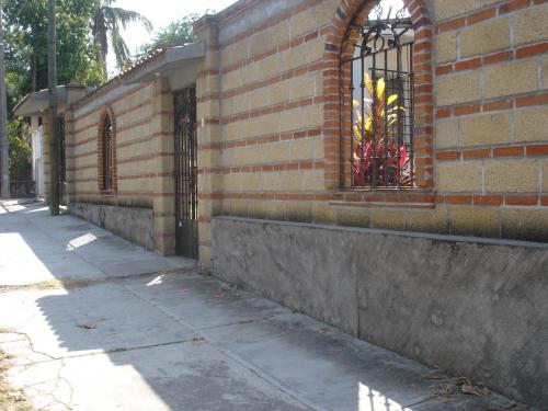 VENDO HERMOSA CASA EN LA UNIDAD MORELOS