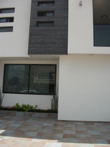 CASA NUEVA MINIMALISTA