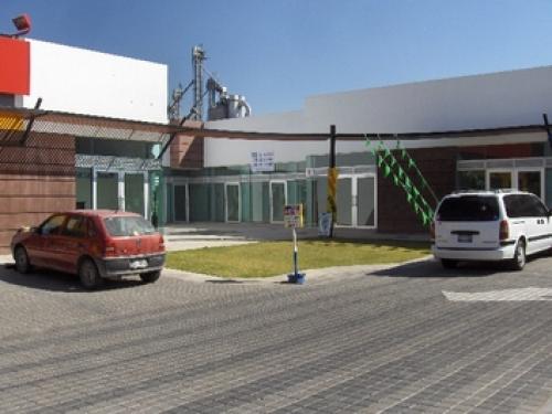 LOCAL NUEVO, BIEN UBICADO