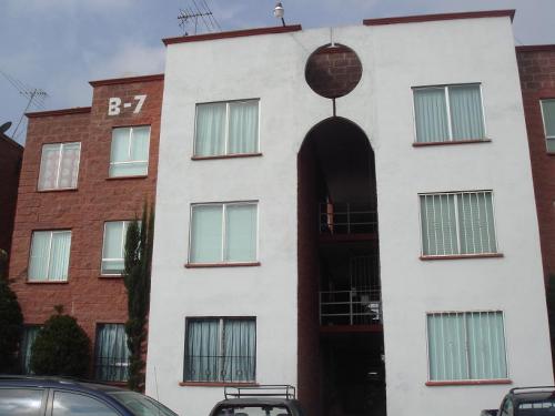 Lomas estrella rento departamento primer piso