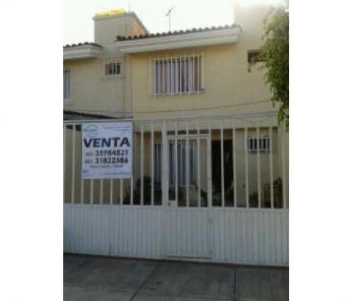 CASA EN VENTA/ PASEOS DEL SOL/ ZAPOPAN, JALISCO, MÉXICO